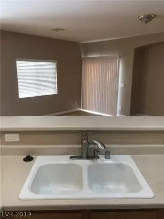 Photo #3: 2081177 Listing