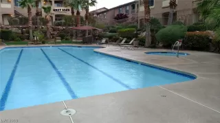 Photo #2: 2081210 Listing