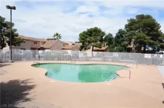 Photo #2: 2081253 Listing 