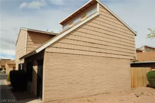 Photo #5: 2081253 Listing 