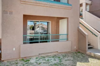 Photo #3: 2081297 Listing 