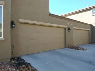 Photo #2: 2081300 Listing