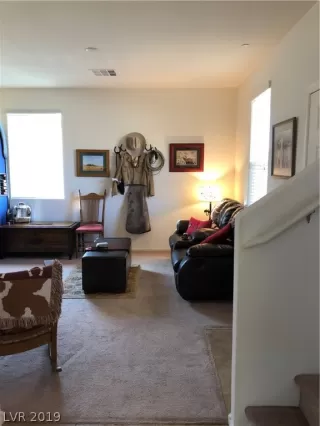 Photo #3: 2081300 Listing