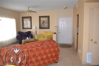 Photo #3: 2081310 Listing