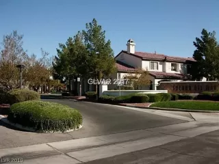 Photo #5: 2081319 Listing