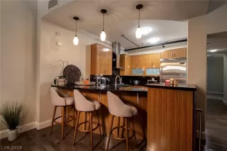 Photo #3: 2081543 Listing 