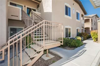 Photo #2: 2081550 Listing 