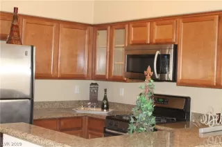 Photo #2: 2081592 Listing 