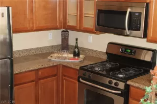 Photo #4: 2081592 Listing 