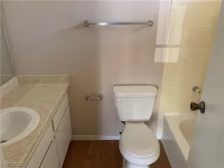 Photo #6: 2081594 Listing 