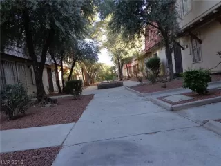 Photo #2: 2081620 Listing