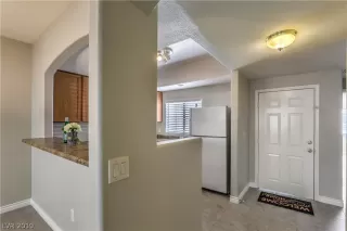 Photo #1: 2081648 Listing 