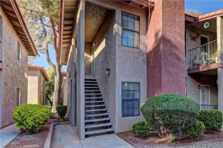 Photo #1: 2081676 Listing 