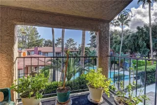 Photo #6: 2081676 Listing 