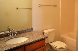 Photo #6: 2081737 Listing