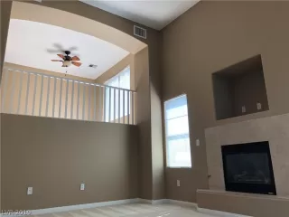 Photo #2: 2081746 Listing