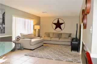 Photo #5: 2081767 Listing 