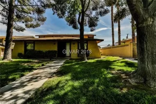 Photo #1: 2081814 Listing 