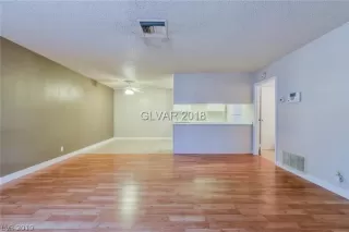 Photo #4: 2081814 Listing 
