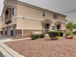 Photo #1: 2081816 Listing