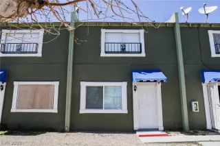 Photo #5: 2081915 Listing