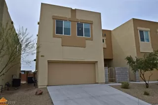 Photo #1: 2081926 Listing 