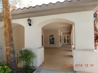 Photo #4: 2081934 Listing 