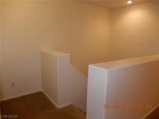 Photo #6: 2081934 Listing 
