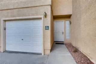 Photo #2: 2082053 Listing