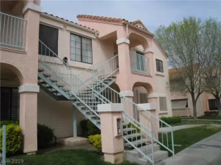 Photo #1: 2082057 Listing 