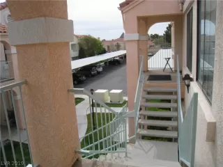 Photo #4: 2082057 Listing 