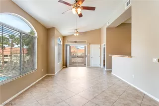 Photo #6: 2082060 Listing 