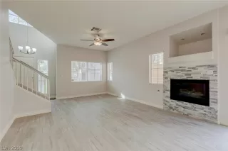 Photo #4: 2082163 Listing