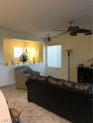 Photo #3: 2082189 Listing 