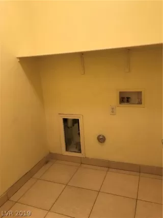 Photo #6: 2082189 Listing 