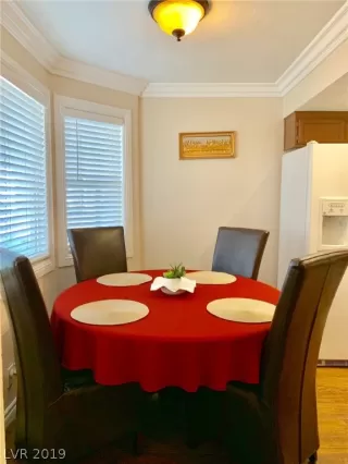 Photo #5: 2082210 Listing