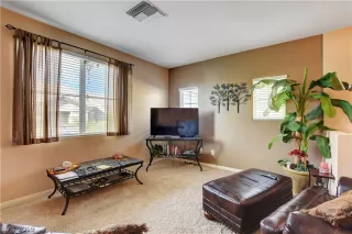 Photo #4: 2082249 Listing 