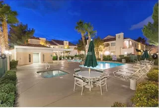 Photo #1: 2082256 Listing 