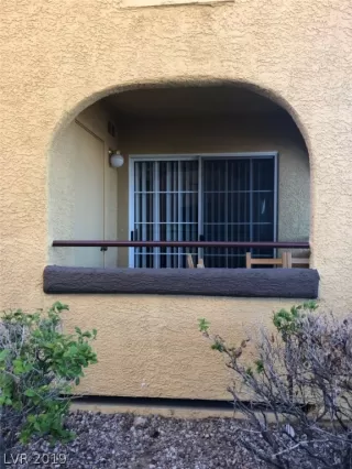 Photo #5: 2082256 Listing 