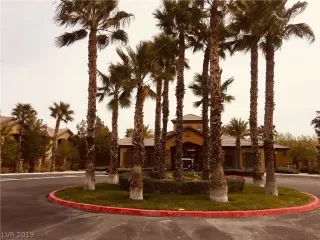 Photo #1: 2082364 Listing