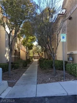 Photo #1: 2082438 Listing