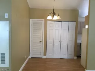 Photo #4: 2082572 Listing 