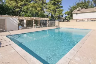 Photo #1: 2082598 Listing