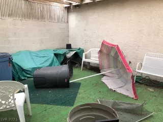 Photo #4: 2082614 Listing