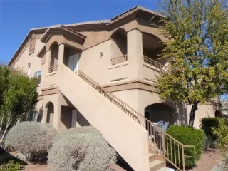 Photo #1: 2082675 Listing 