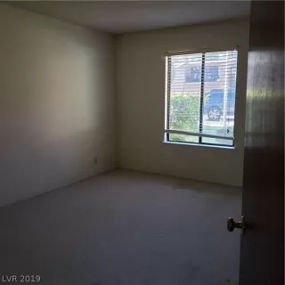 Photo #6: 2082771 Listing 