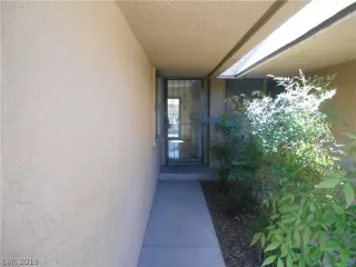 Photo #1: 2082788 Listing 