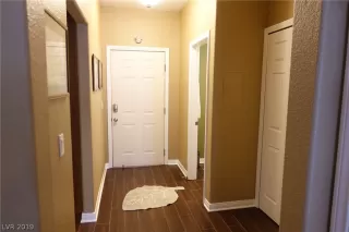 Photo #3: 2082897 Listing 