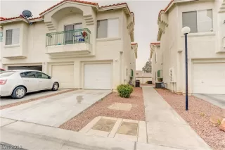 Photo #2: 2082922 Listing