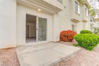 Photo #5: 2082922 Listing